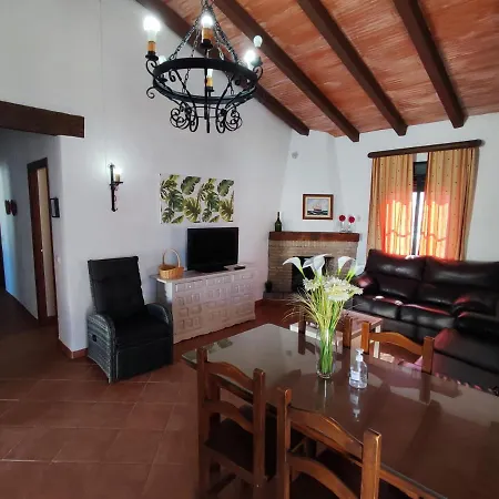 El Cortijo De Pepa Holiday home *